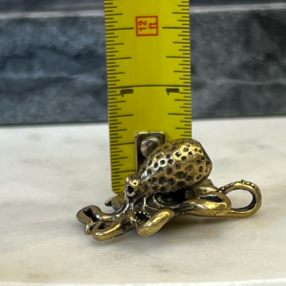 Solid Brass Octopus Vintage-style Sculpture Desk Decor - Picture 12 of 16